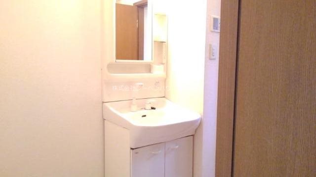 洗面設備　お問合せは048-772-8202