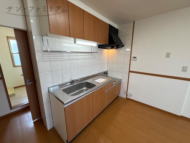 キッチン　同一物件別部屋写真