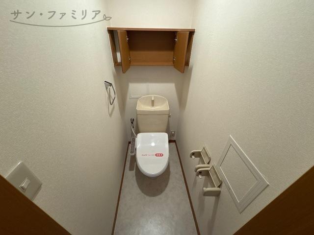 トイレ　同一物件別部屋写真