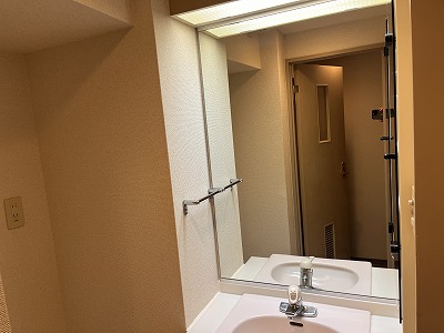 洗面設備　使いやすい洗面所です