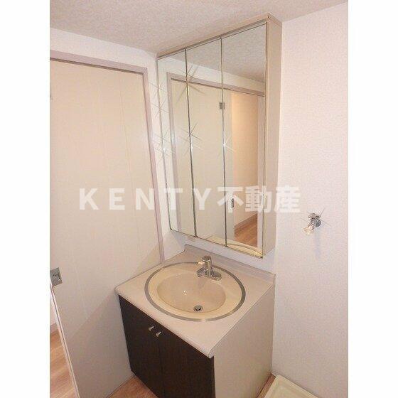 洗面設備　広い洗面スペース