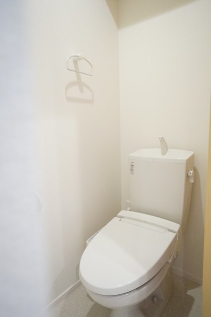 トイレ　温水洗浄便座設置♪