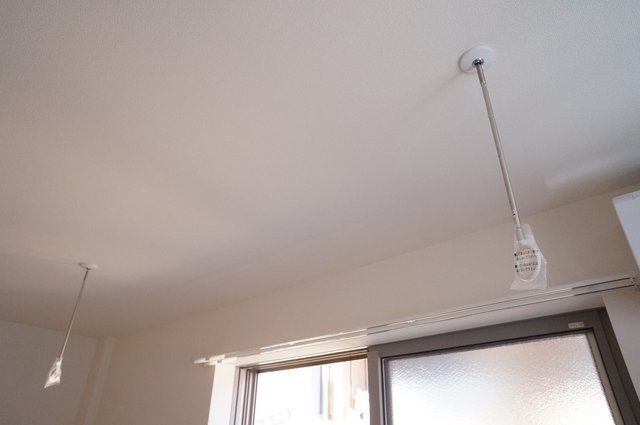 その他設備　室内物干しで雨の日も安心♪