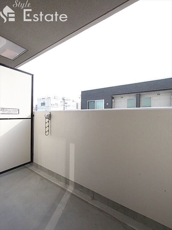 バルコニー　バルコニー