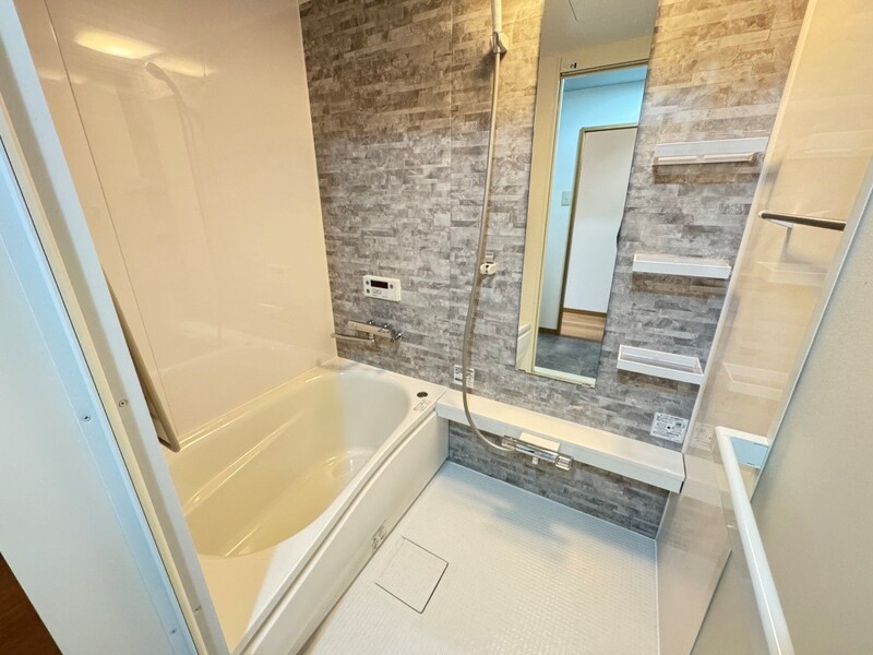 バス・シャワールーム　お風呂です