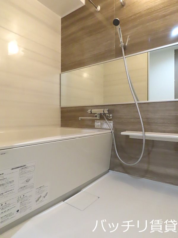 バス・シャワールーム　別号室イメージの為、現況を優先致します。