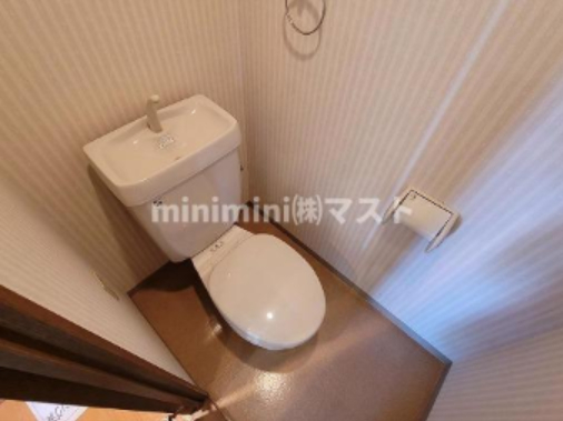 トイレ　※別号室参考写真