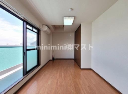 居室・リビング　※別号室参考写真