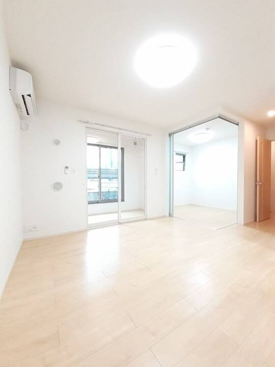 居室・リビング　リビング