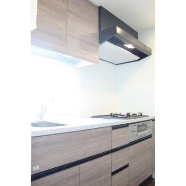 キッチン　※写真は同タイプ住戸です。