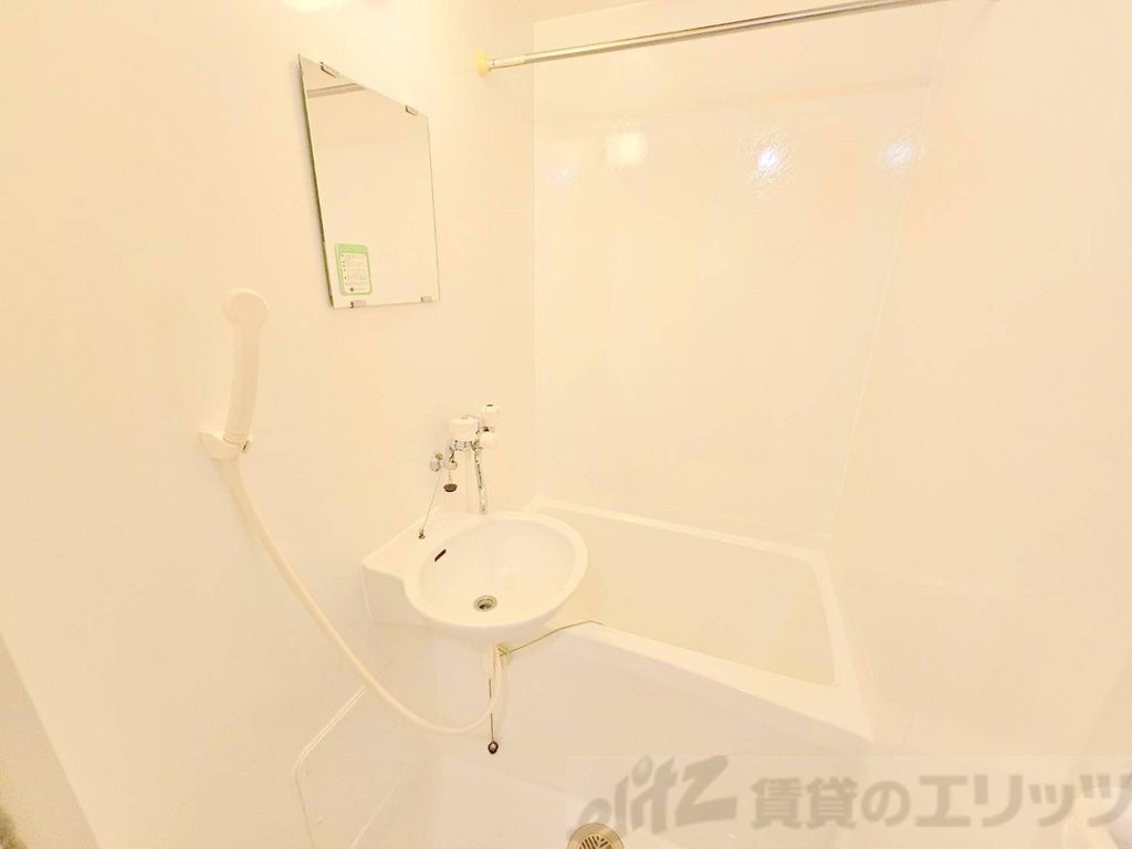 バス・シャワールーム　バス