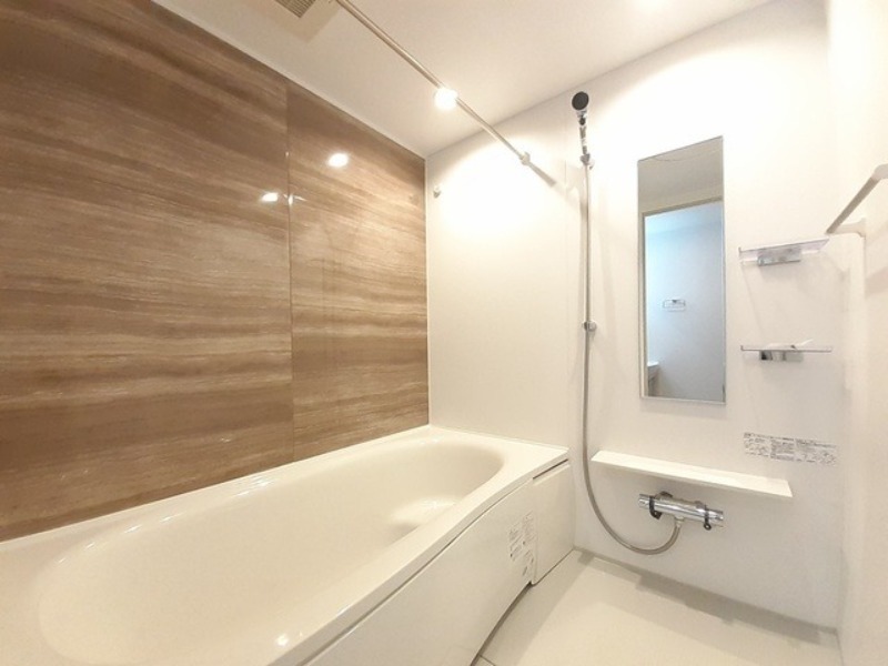 バス・シャワールーム　図面と現状に相違がある場合には現状を優先