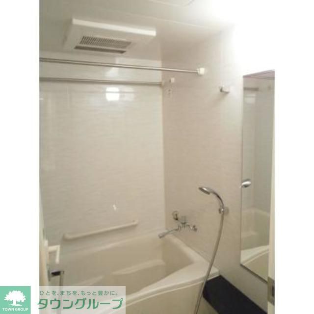 バス・シャワールーム　※写真は同タイプ住戸です。