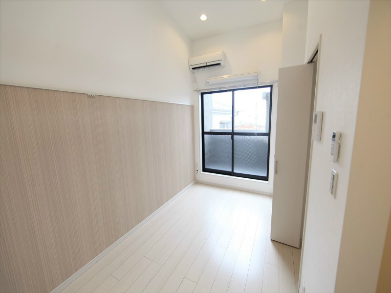 バルコニー　洋室9.1帖　ロフト4.6帖（収納にも寝室にも使えます）