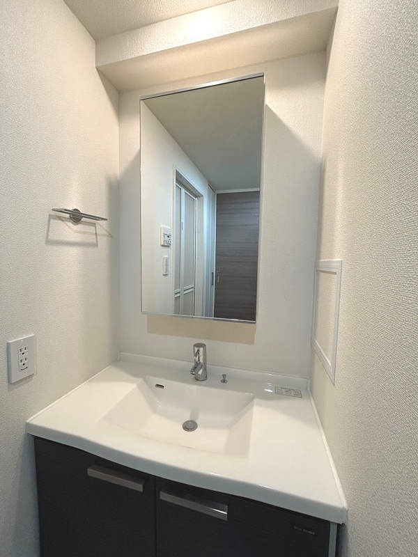 洗面設備　※同物件・同タイプの写真です。