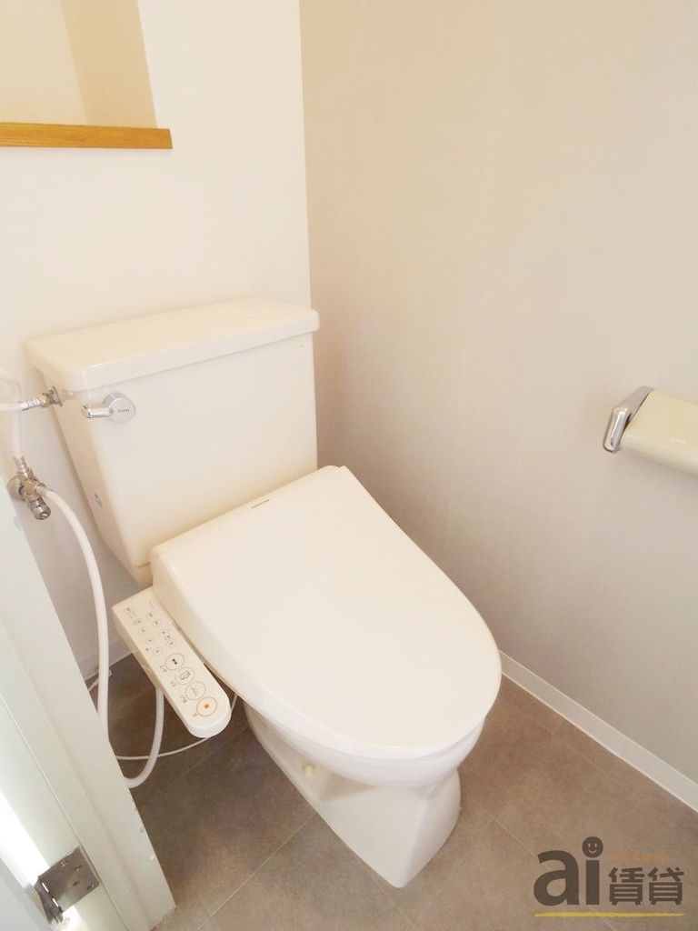 トイレ　※同仕様写真