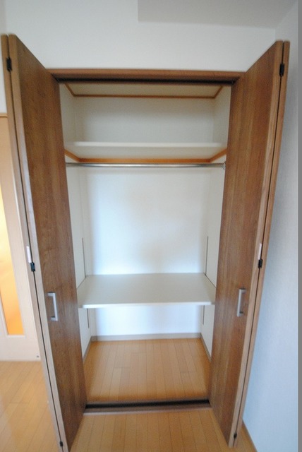 収納　写真は１００１号室