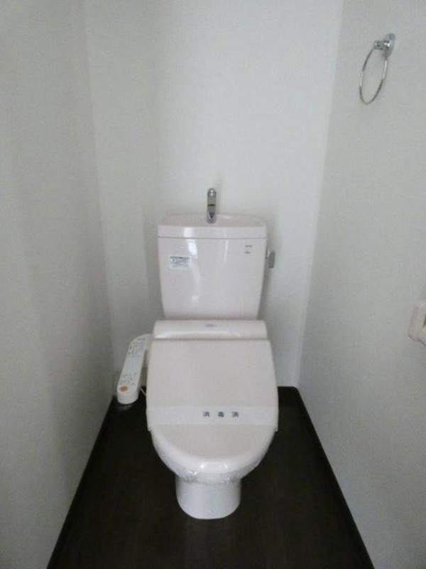 トイレ　図面と現状に相違がある場合には現状を優先