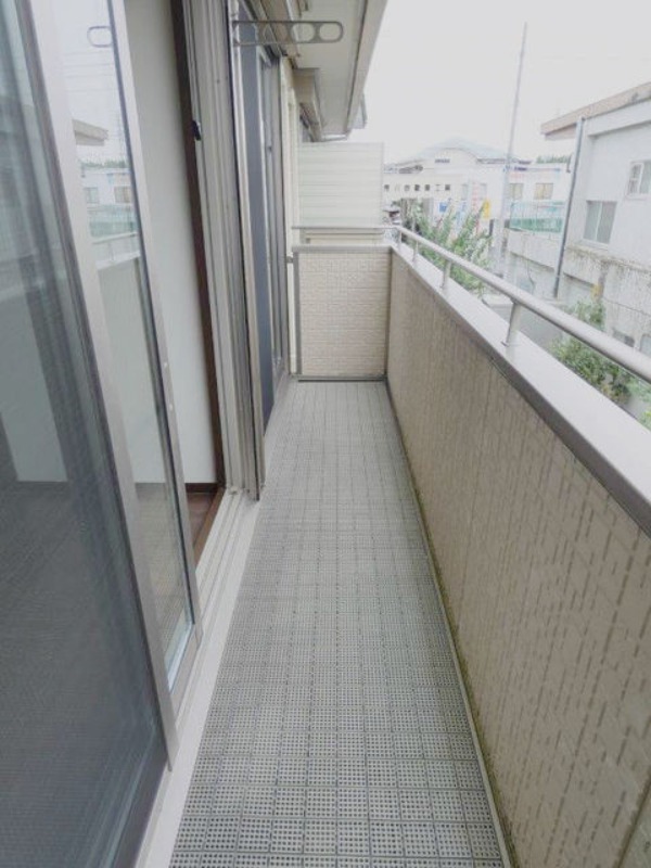 バルコニー　図面と現状に相違がある場合には現状を優先