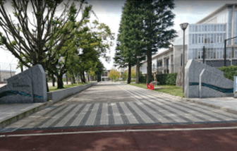 高校・高専　富山県立富山中部高校（高校・高専）まで2026m