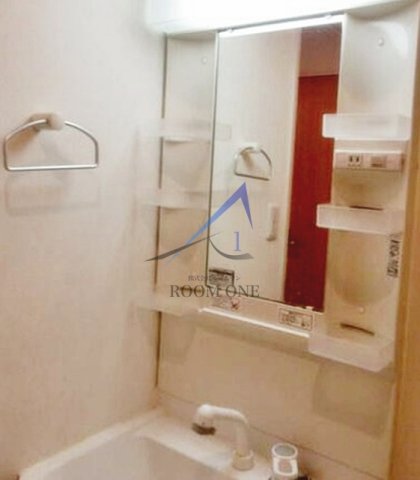 洗面設備　洗面台です。