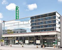 銀行　遠軽信用金庫札幌支店（銀行）まで448m