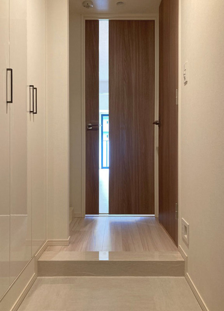 玄関　※写真は同タイプ住戸です。