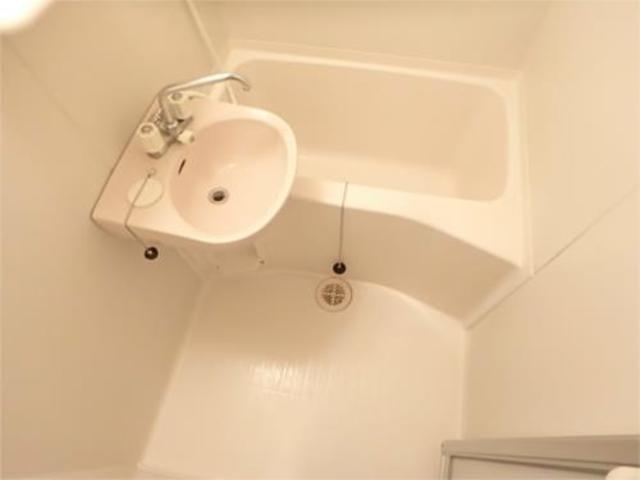 バス・シャワールーム　バスルーム