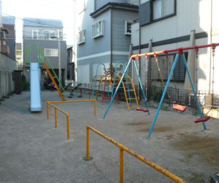 公園　目白二丁目仮児童遊園（公園）まで140m