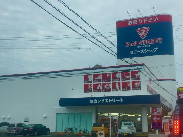 ショッピングセンター　セカンドストリート鹿屋寿店（ショッピングセンター）まで494m