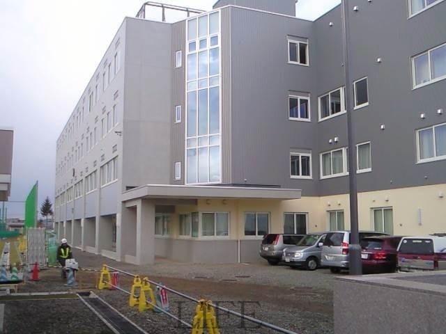 中学校　札幌市立羊丘中学校（中学校）まで786m