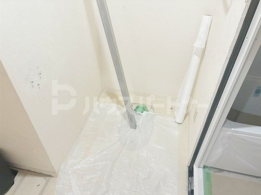 トイレ　リフォーム中です。