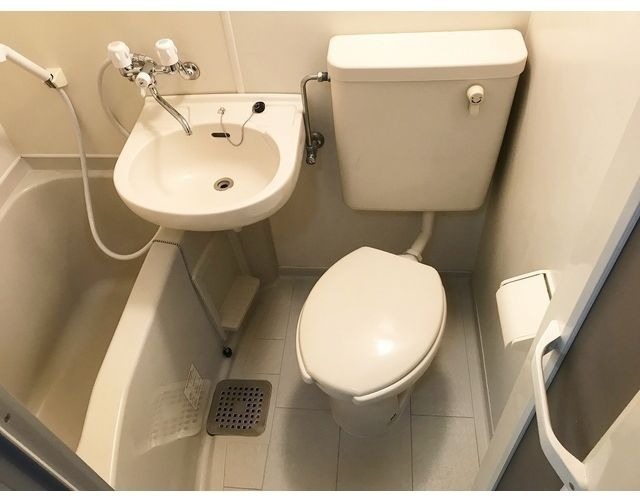 バス・シャワールーム