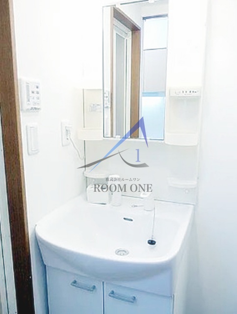 洗面設備　洗面台です。