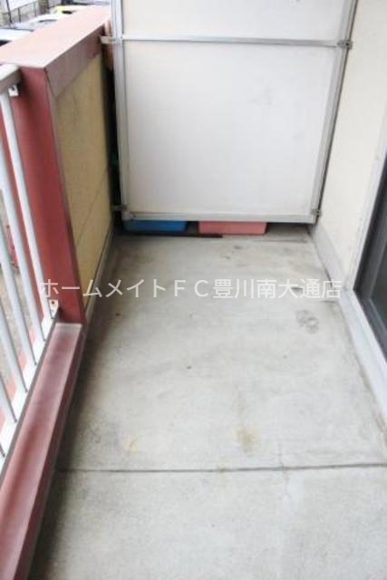 バルコニー　同型別部屋写真