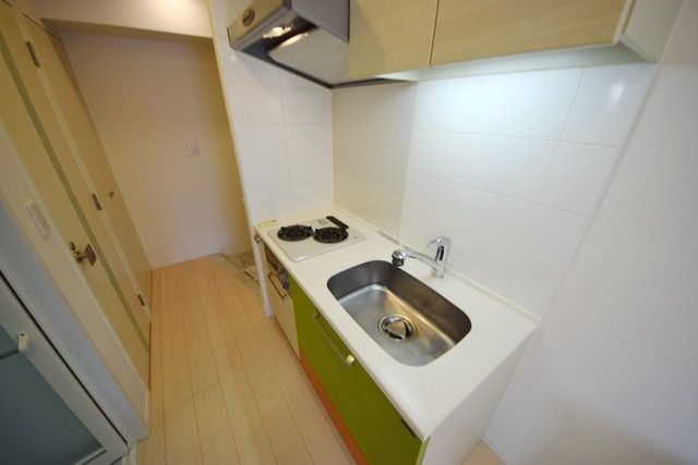 キッチン　2口コンロシステムキッチン