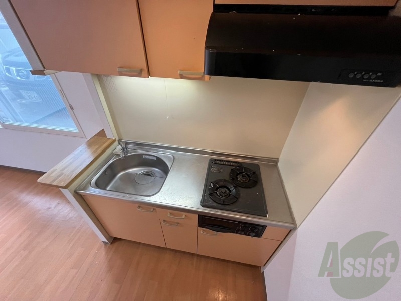 キッチン　システムキッチンで楽しくお料理できそうですね！