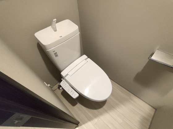 トイレ　※別部屋の写真です