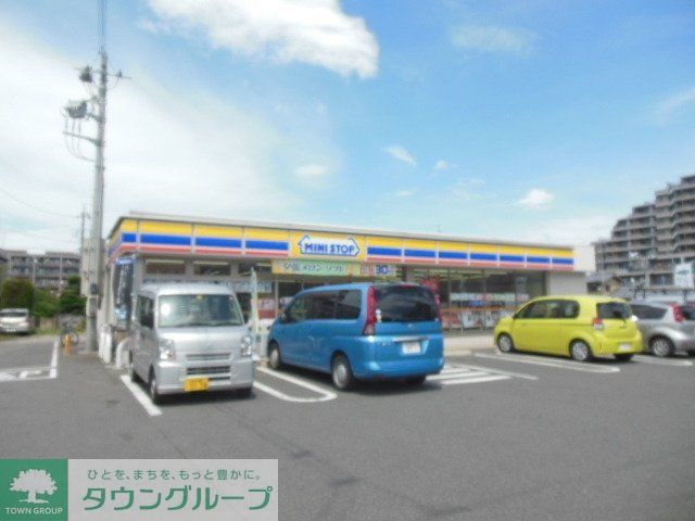 コンビニ　ミニストップ（コンビニ）まで350m
