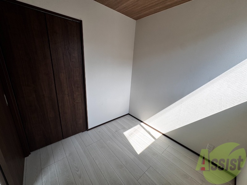 その他部屋・スペース　こちらは寝室になります。とても快適に過ごせそうですね。