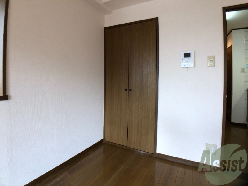 収納　クローゼットがありました。お洋服や荷物はここへ