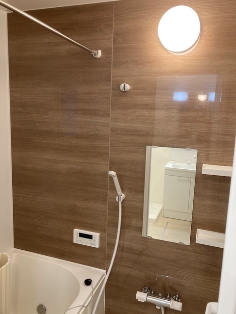 バス・シャワールーム