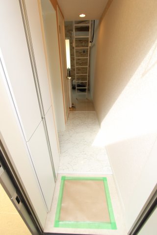 玄関　同タイプ参考写真です。