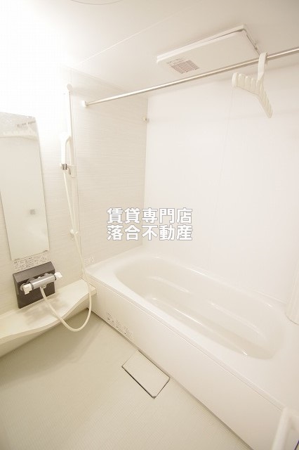 バス・シャワールーム　大きな一坪風呂♪