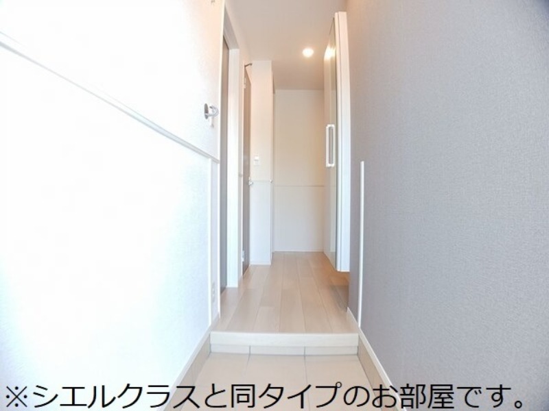 玄関　図面と現状に相違がある場合には現状を優先