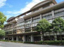 図書館　江戸川区立中央図書館（図書館）まで588m