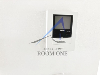 セキュリティ　モニター付きインターホンです。