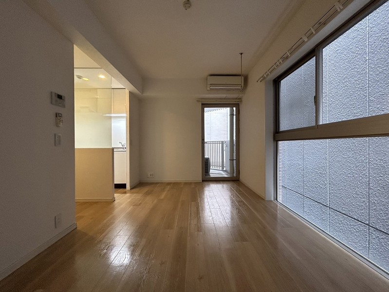 居室・リビング　※２０６号室の写真です。