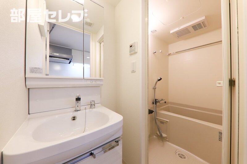 洗面設備　１２０５号室写真