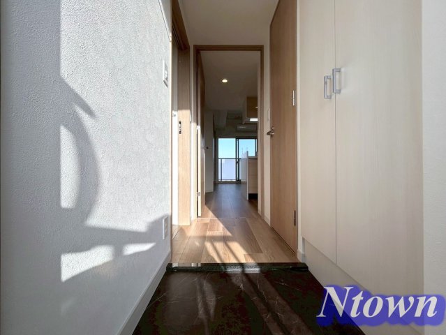 玄関　収納もある玄関です